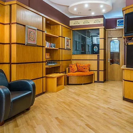 Avion - Self Check In ホテル プロヴディフ