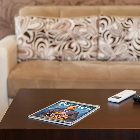 Avion - Self Check In ホテル プロヴディフ