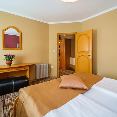 Avion - Self Check In Hotel