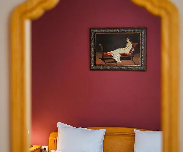 Hotel Avion - Self Check In 3*