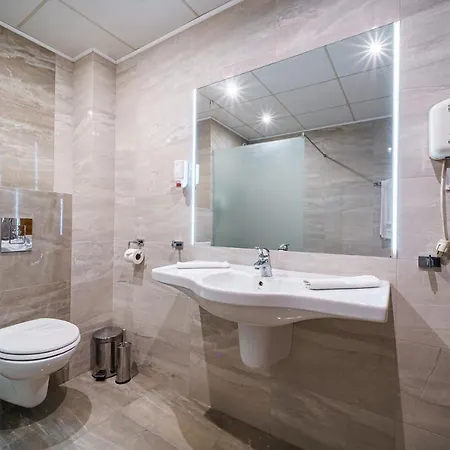 Avion - Self Check In מלון 3*