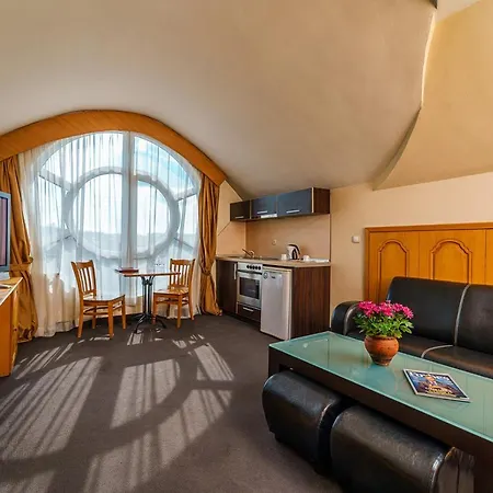 Avion - Self Check In מלון 3*