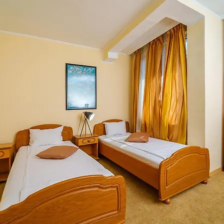 מלון Avion - Self Check In 3*